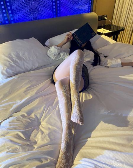 总裁大腿我抱定了-免费首播日本成人在线