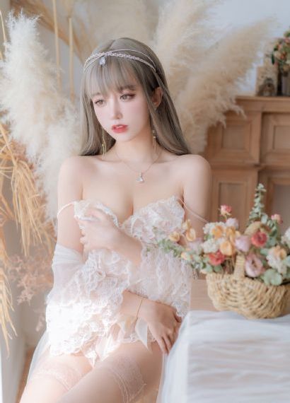 她是神（我和古代将军网恋了）-剧情片国产在线观看