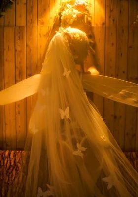 珠光宝气(粤语)-不卡韩剧迅雷电影在线